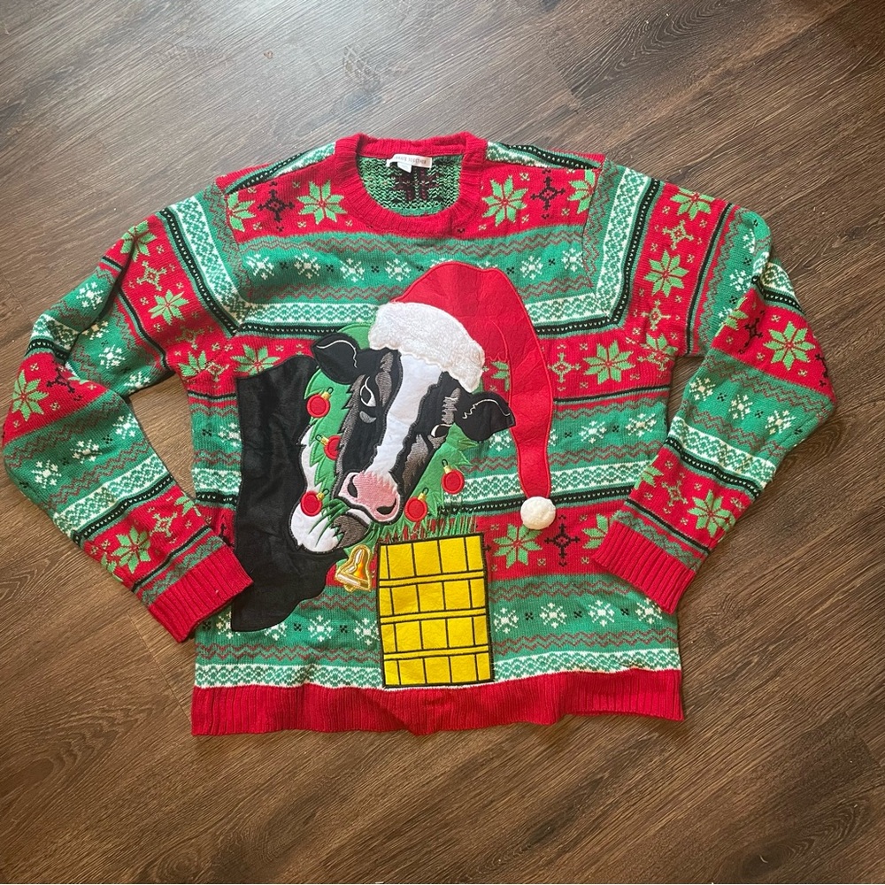 UGLY CHRISTMAS SWEATER WITH COW WEARING A CHRISTMAS HAT. Rare!! Men’s XXL